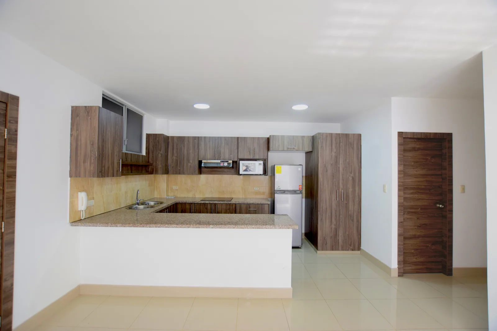 Departamento en alquiler ubicado en Olivos II, Norte de Guayaquil – Foto 2