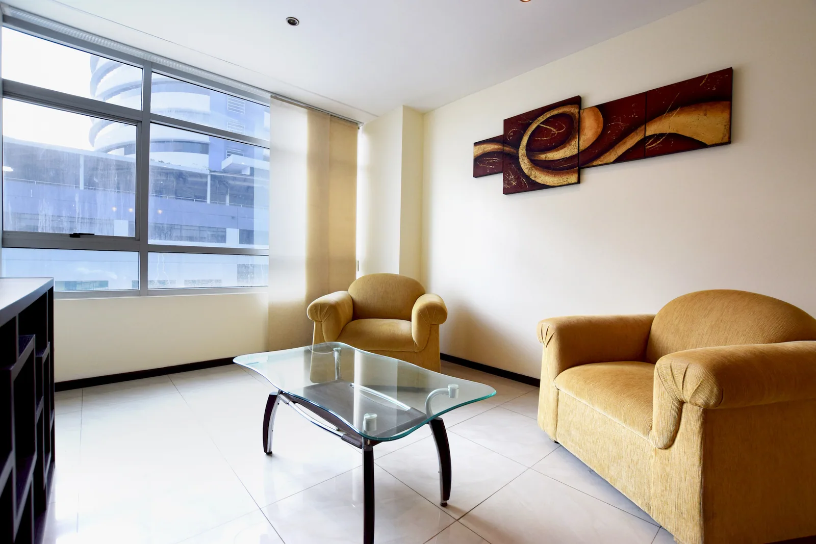 Suite en venta en el Edificio Elite Building, Norte de Guayaquil – Foto 1