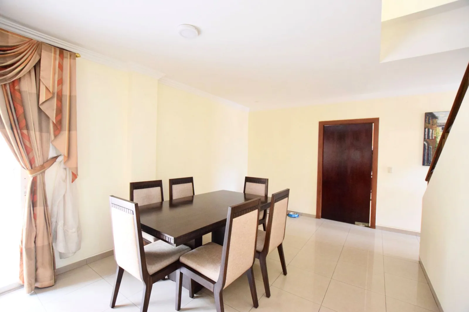 Casa en venta ubicada en Ciudad Colón, Norte de Guayaquil – Foto 5
