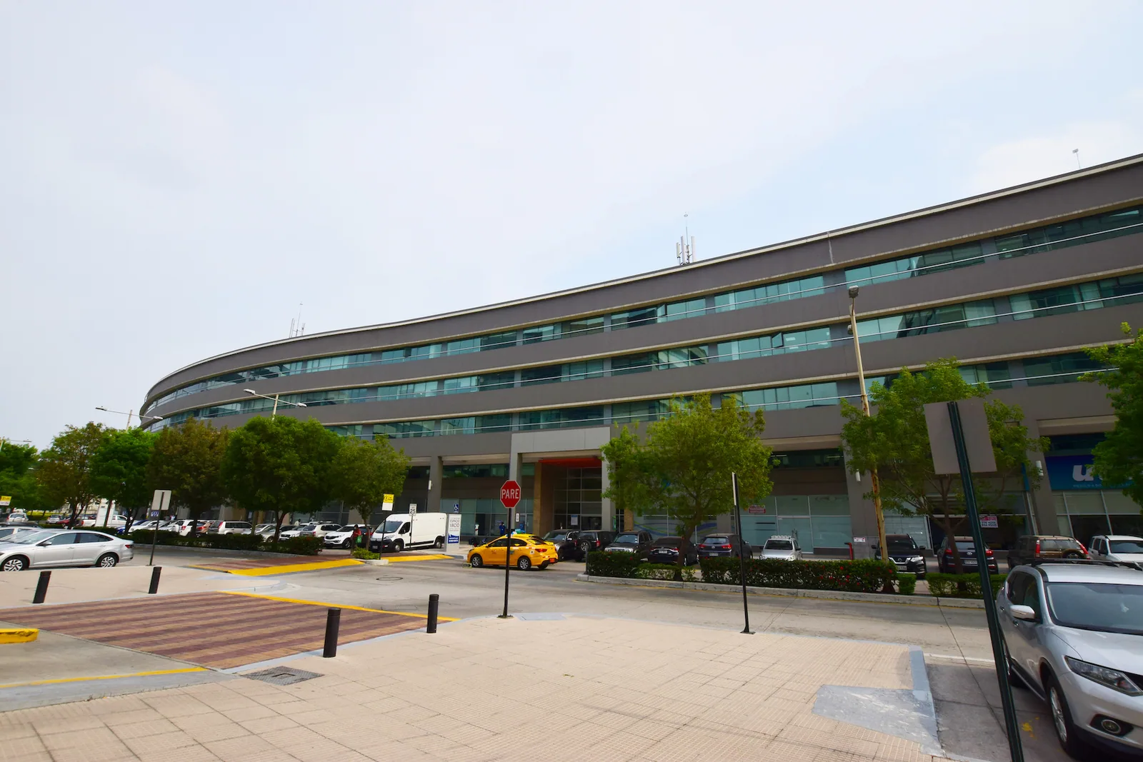 Oficina en alquile en el Parque Empresarial Colón, Norte de Guayaquil