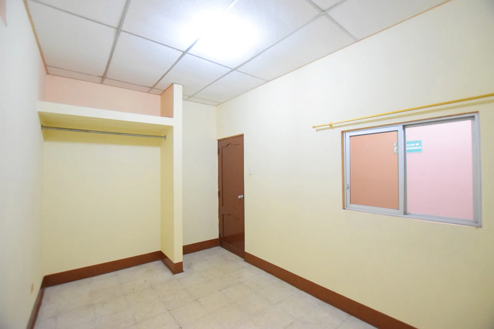 Casa en venta ubicada en la ciudadela Bolivariana, Norte de Guayaquil – Foto 3