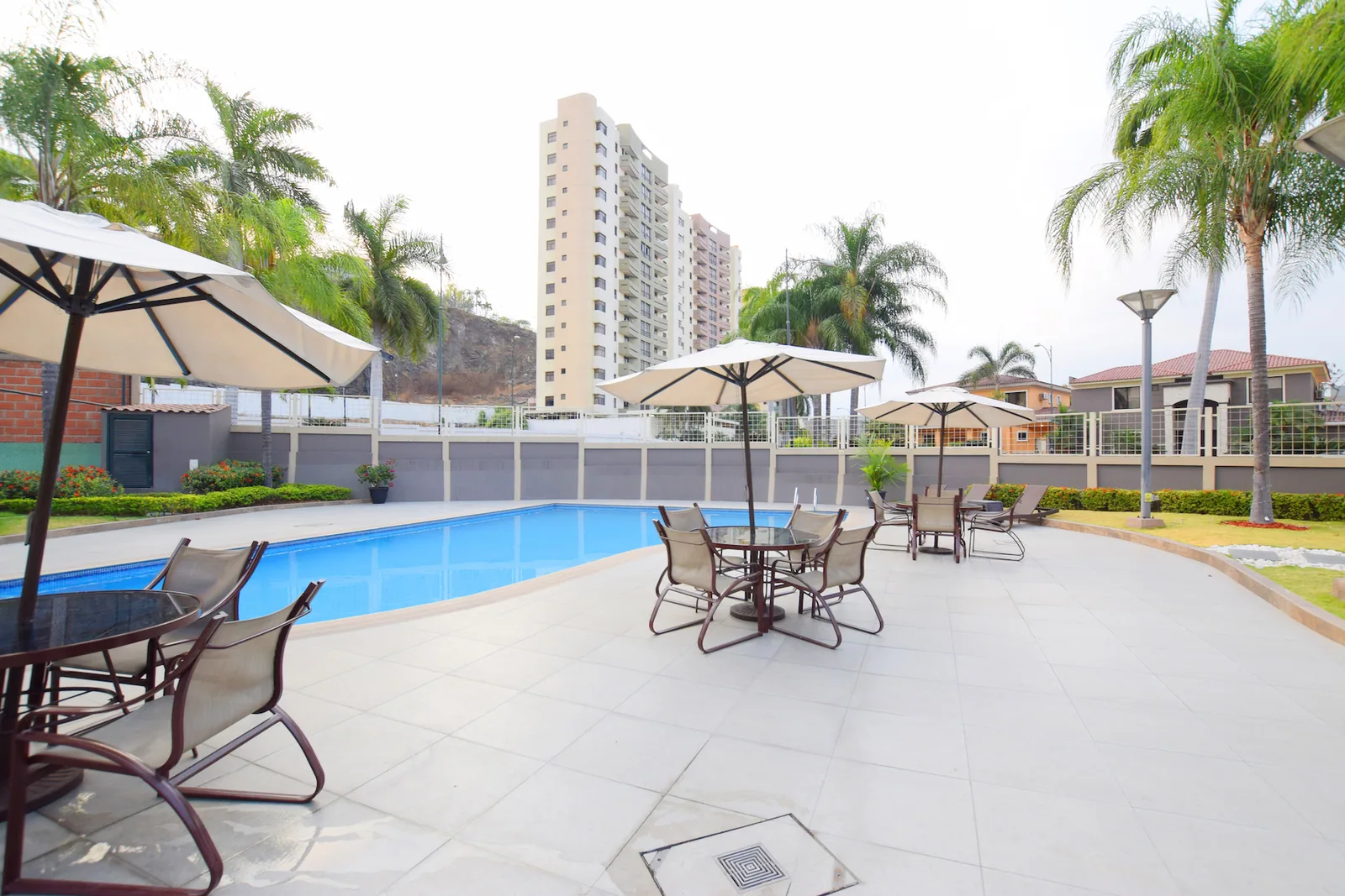 Casa en alquiler ubicada en Ciudad Colón, Norte de Guayaquil – Foto 3