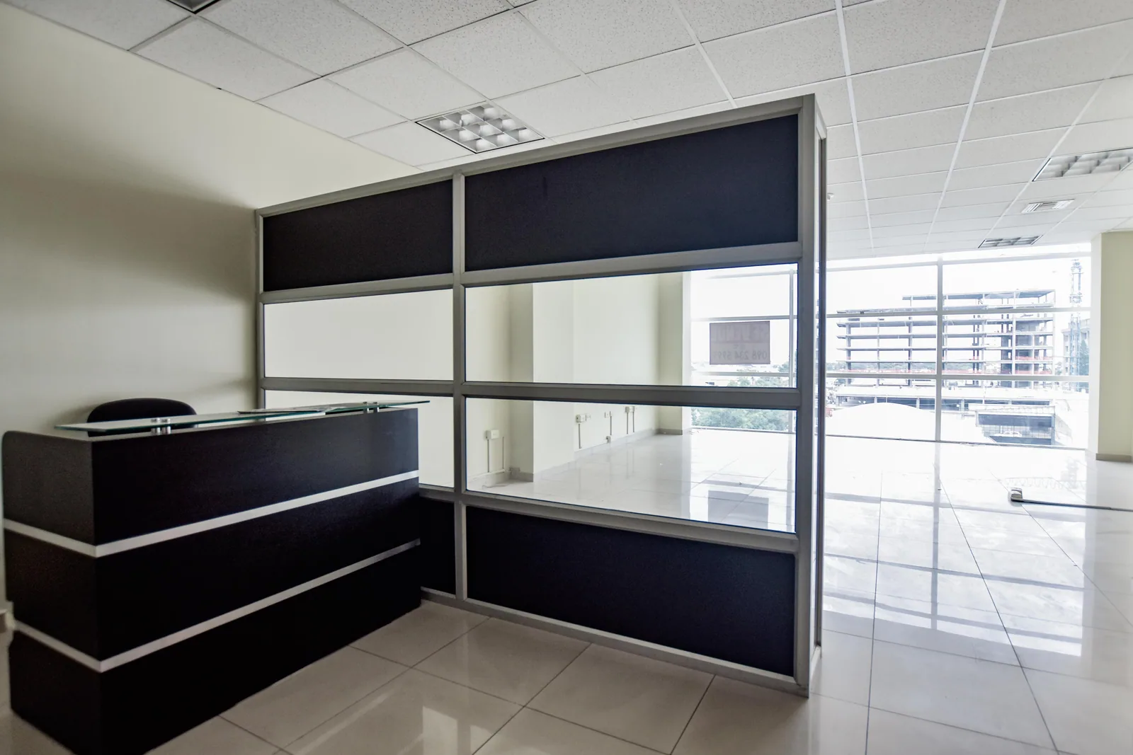 Oficina en venta ubicada en Plaza Center, Kennedy Norte – Foto 5