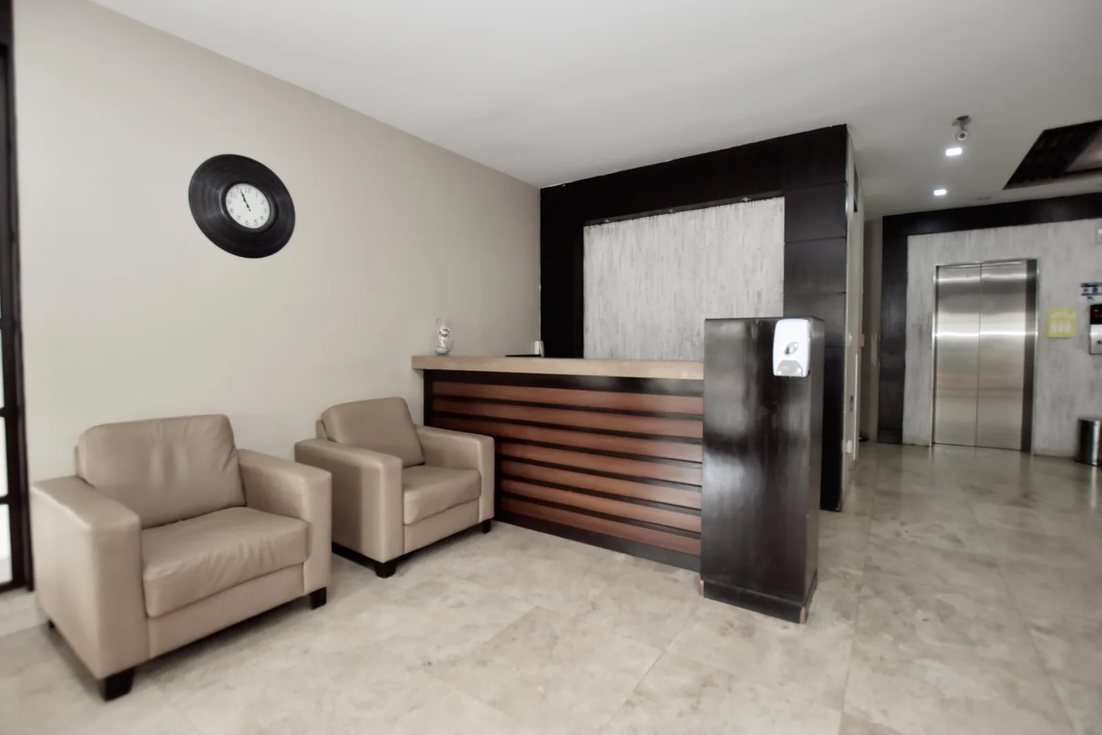 Suite en venta ubicado en Ciudad Colón – Foto 2