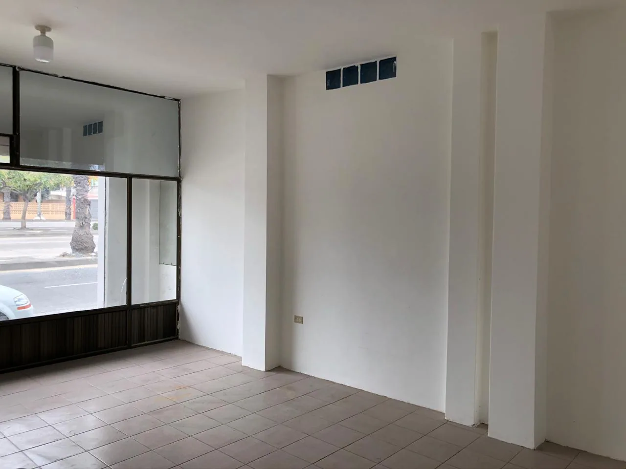 Local Comercial en alquiler ubicado en la Alborada – Foto 2