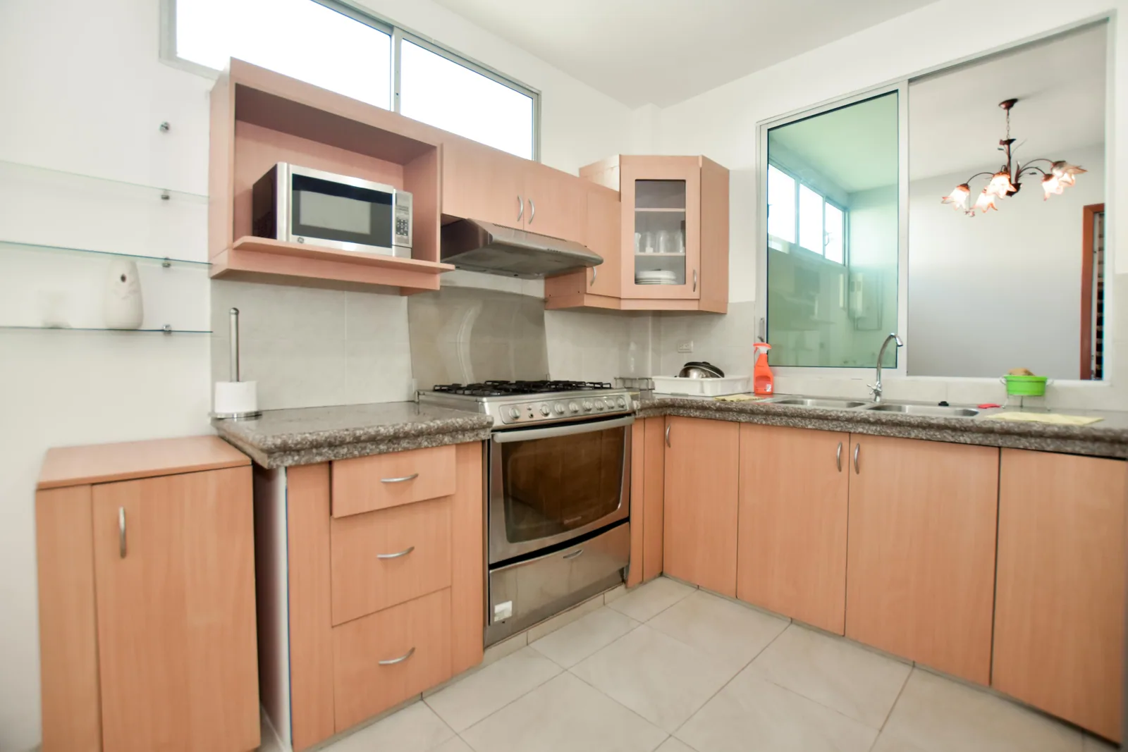 Departamento amoblado en alquiler ubicado en Santa Cecilia – Foto 5
