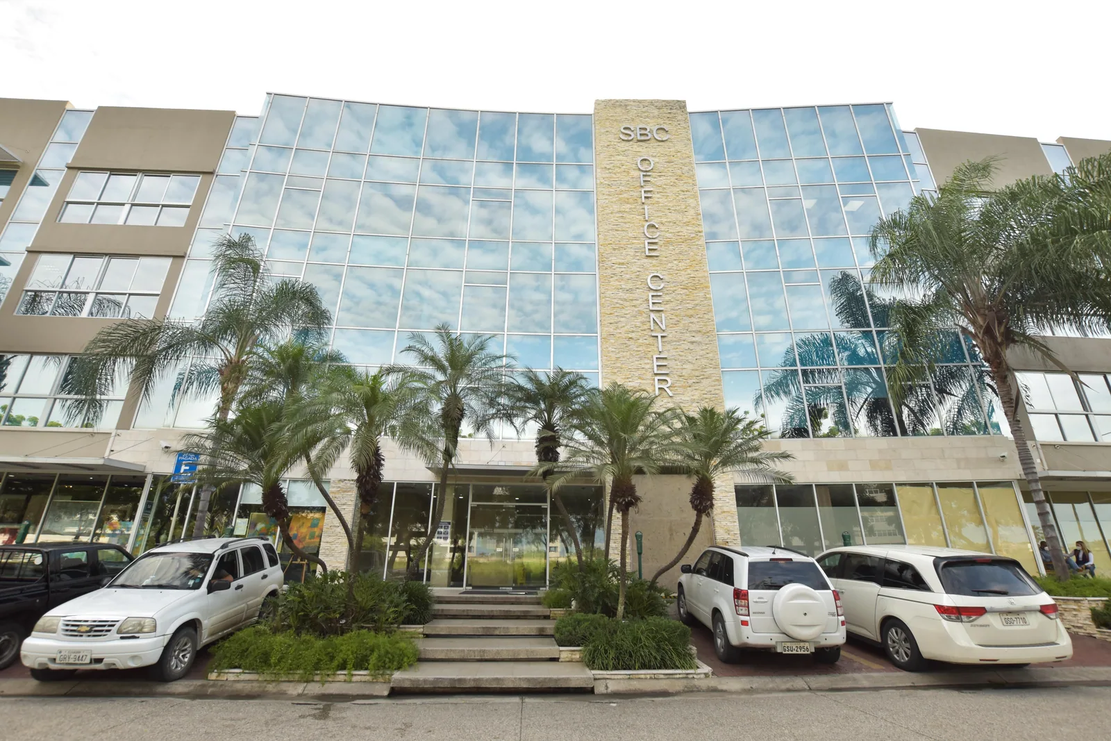 Oficina en alquiler en el Edificio SBC Office Center, Vía Samborondón