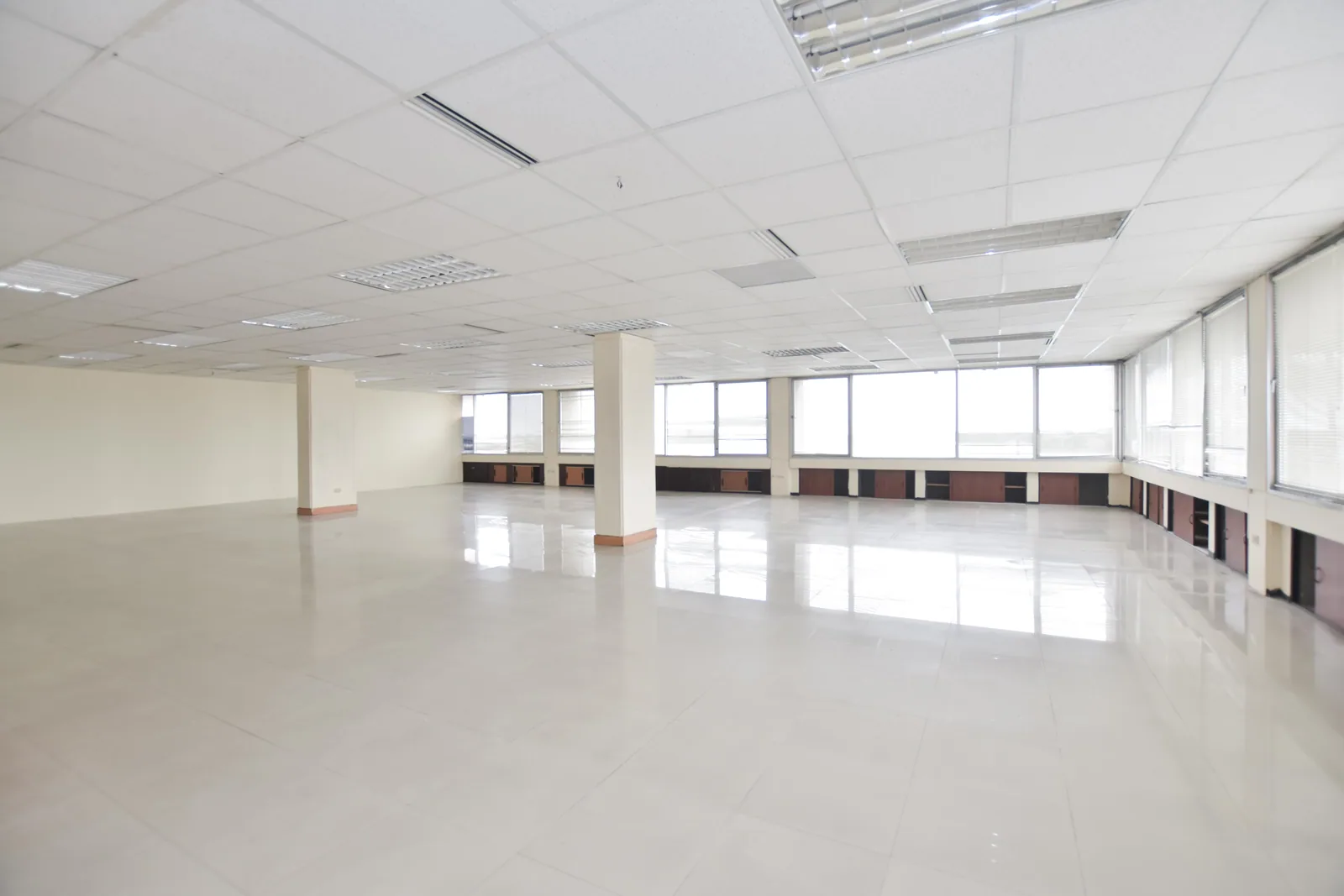Alquiler de oficina en Av. de las Américas, Edificio Mecanos – Foto 3