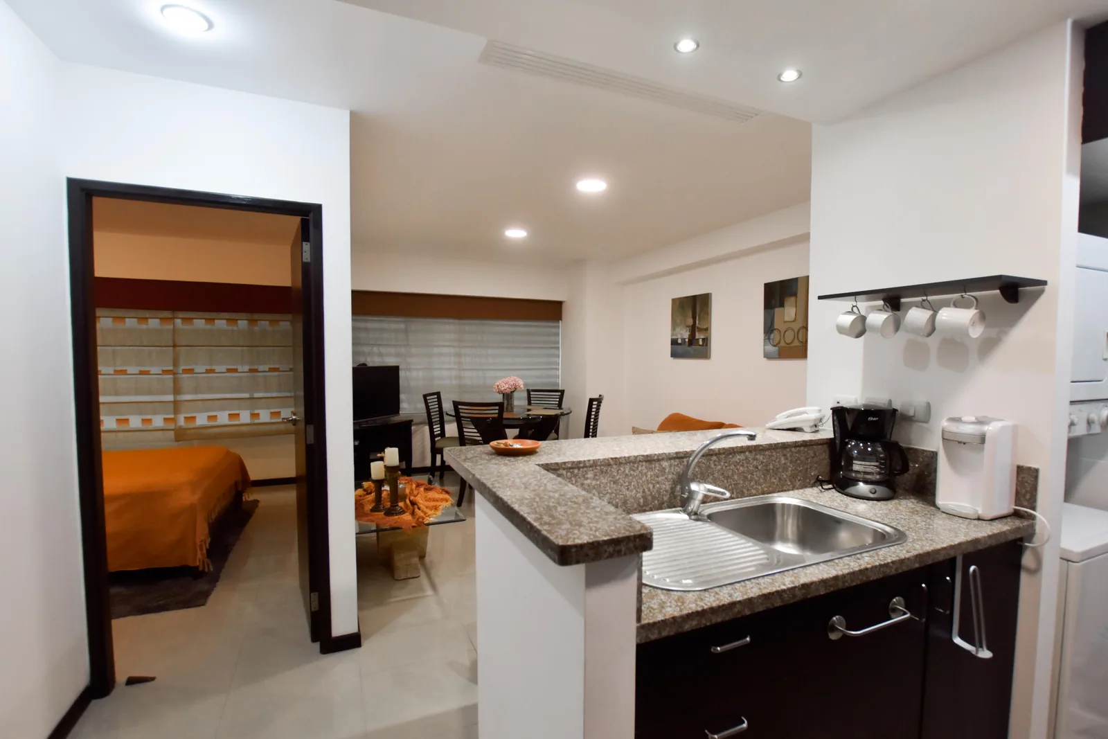 Suite amoblada en alquiler ubicada en Torre Sol 2 – Foto 5