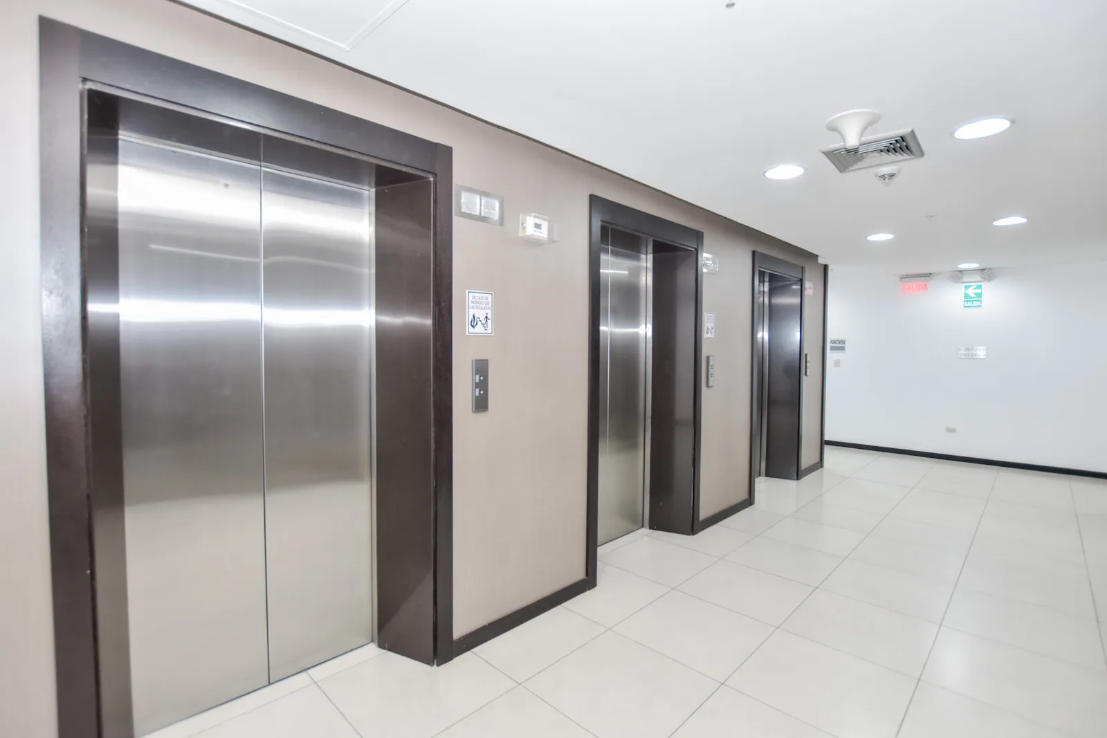 Oficina en venta ubicada en el Edificio The Point – Foto 5