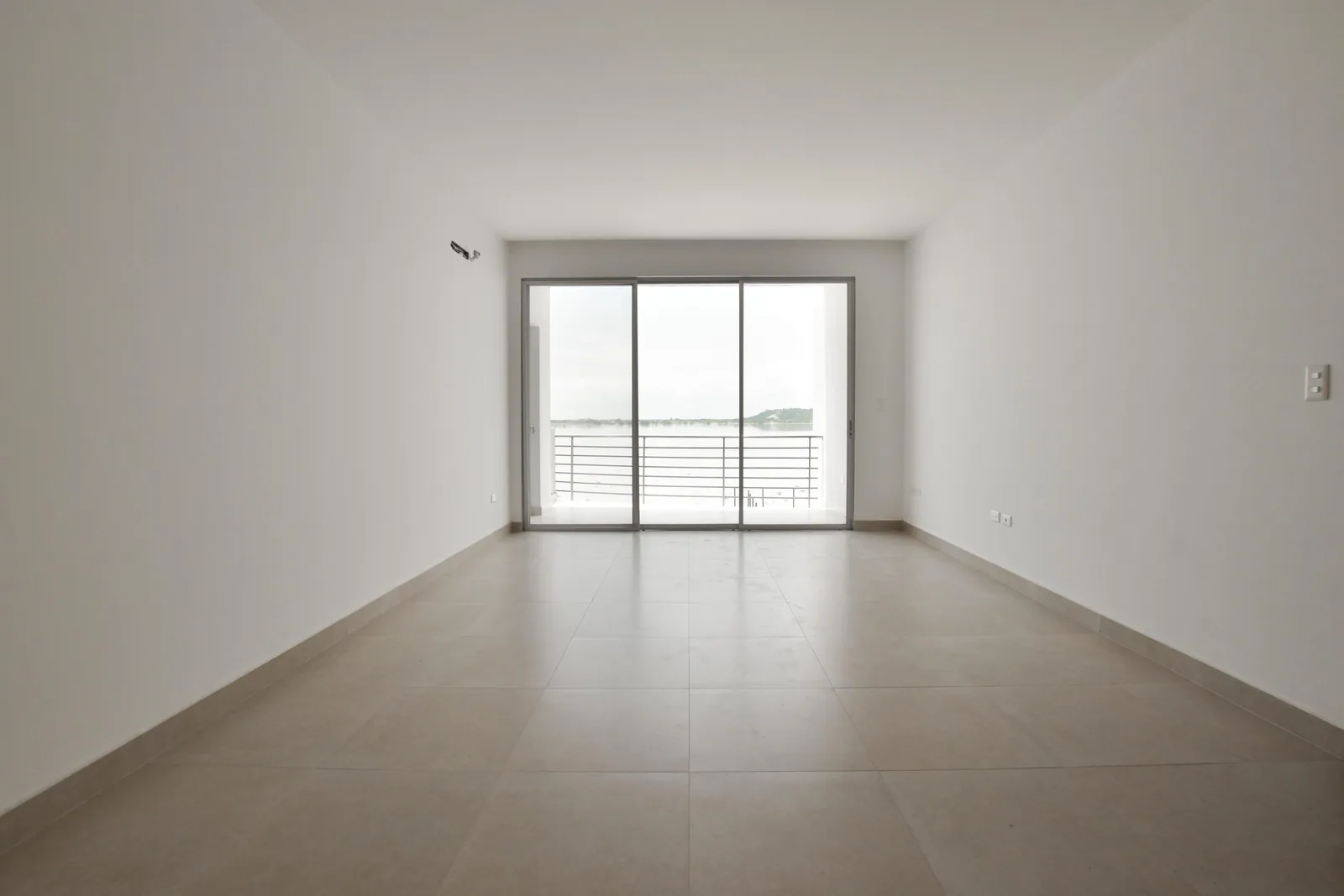 Departamento por estrenar en alquiler con vista al río , urbanización Belice – Foto 5