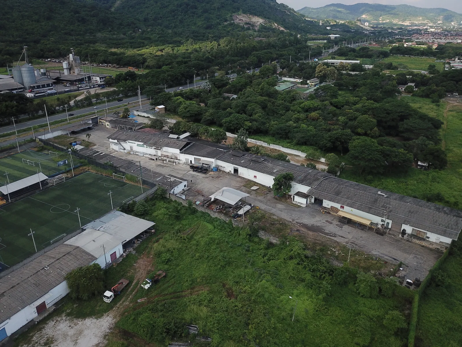  Bodega en alquiler ubicada en Vía a la Costa – Foto 4