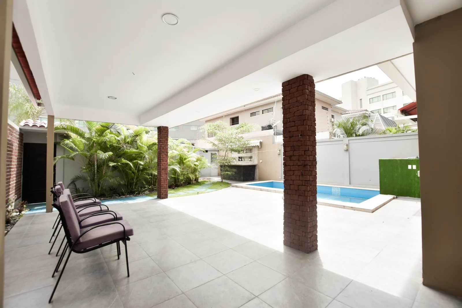 Casa en venta en la urbanización Ciudad Colón – Foto 1