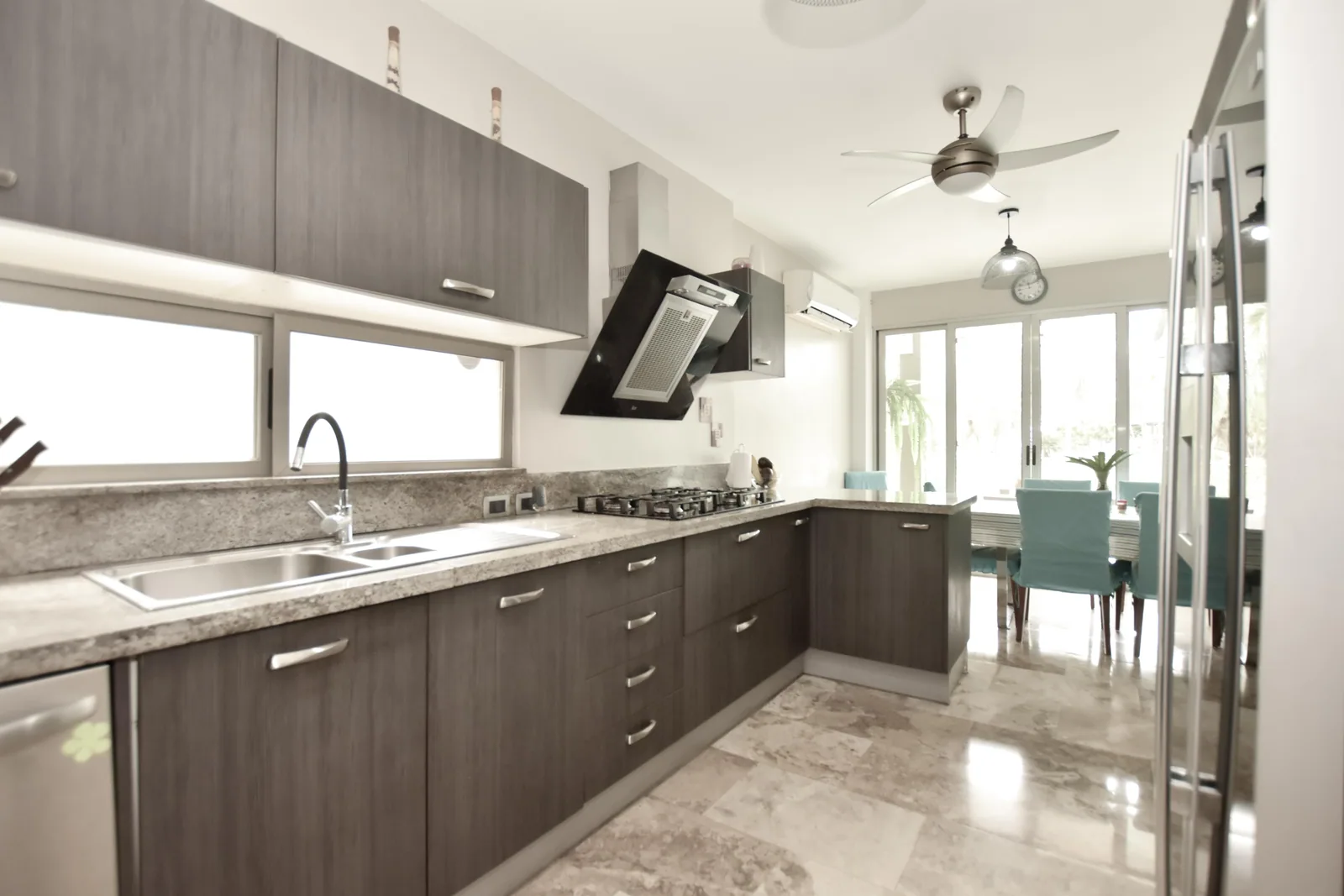 Casa en alquiler en urbanización Laguna del Sol, Samborondón – Foto 5