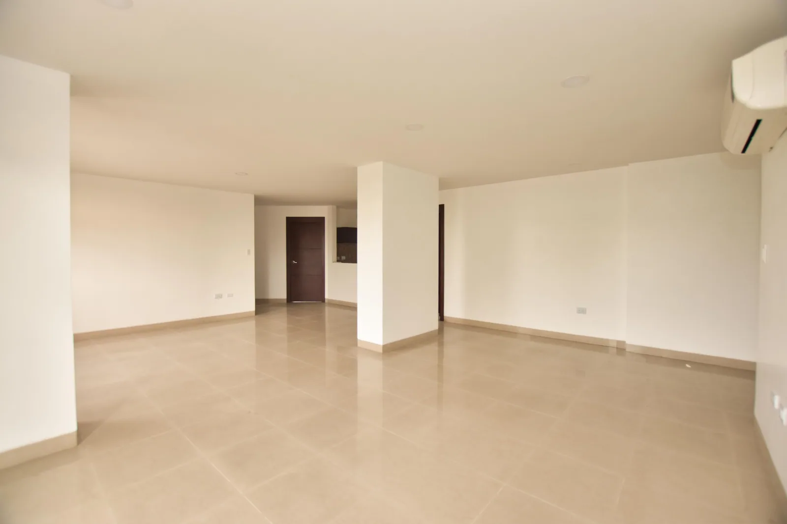 Departamento en alquiler ubicado en Ciudad Colón, Norte de Guayaquil – Foto 2
