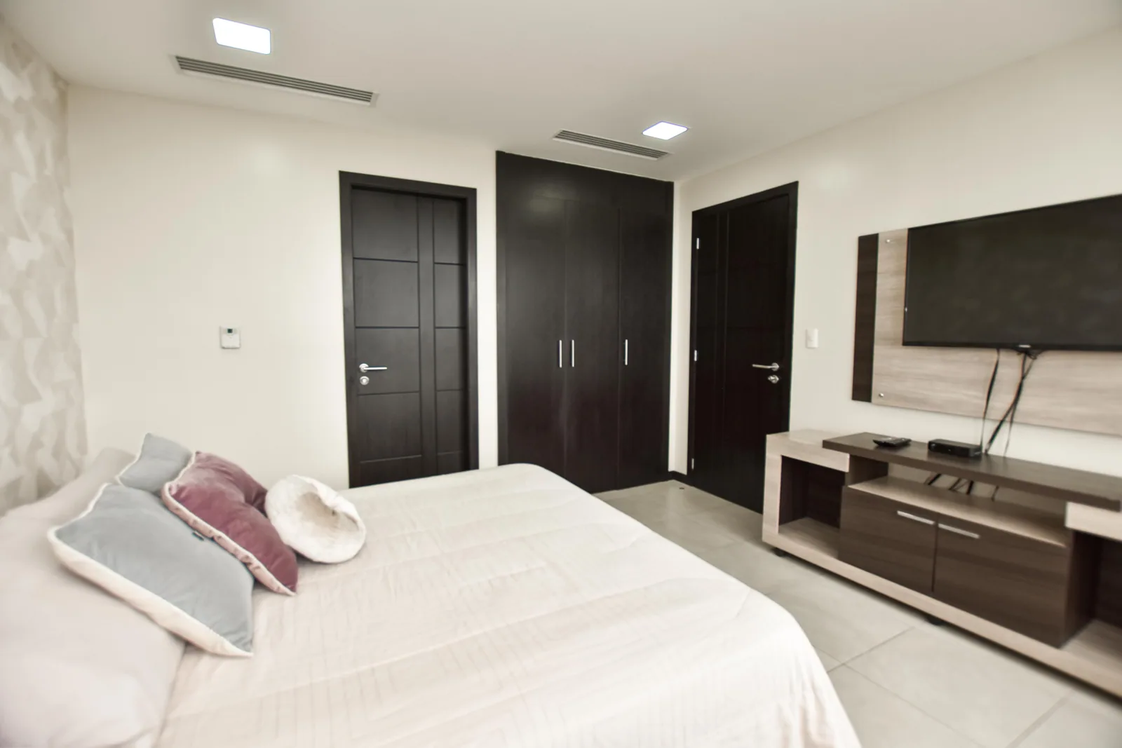 Suite en venta Ubicada en Torres Bellini, Puerto Santa Ana – Foto 4