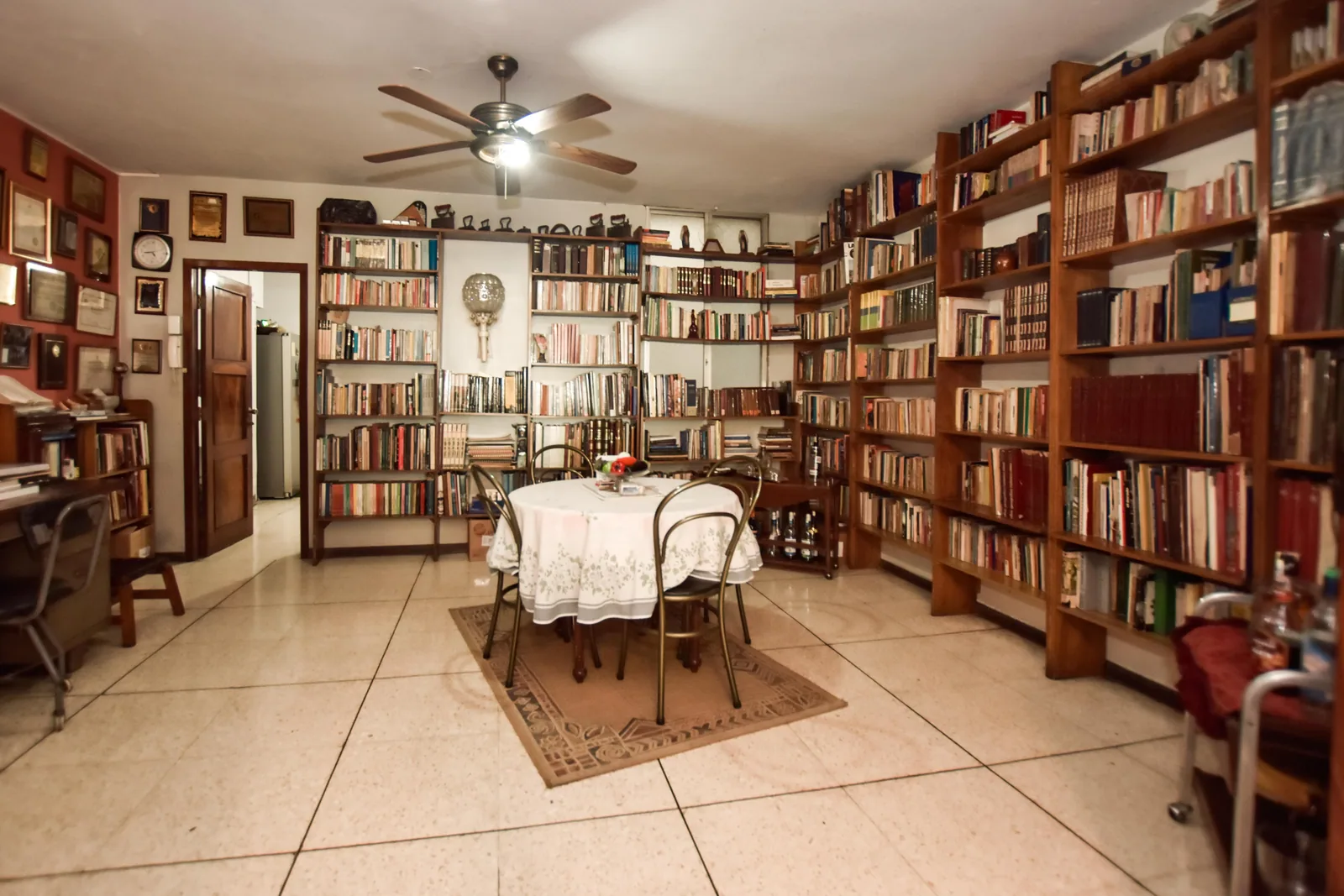 Departamento en venta ubicado en el Barrio Centenario  – Foto 4