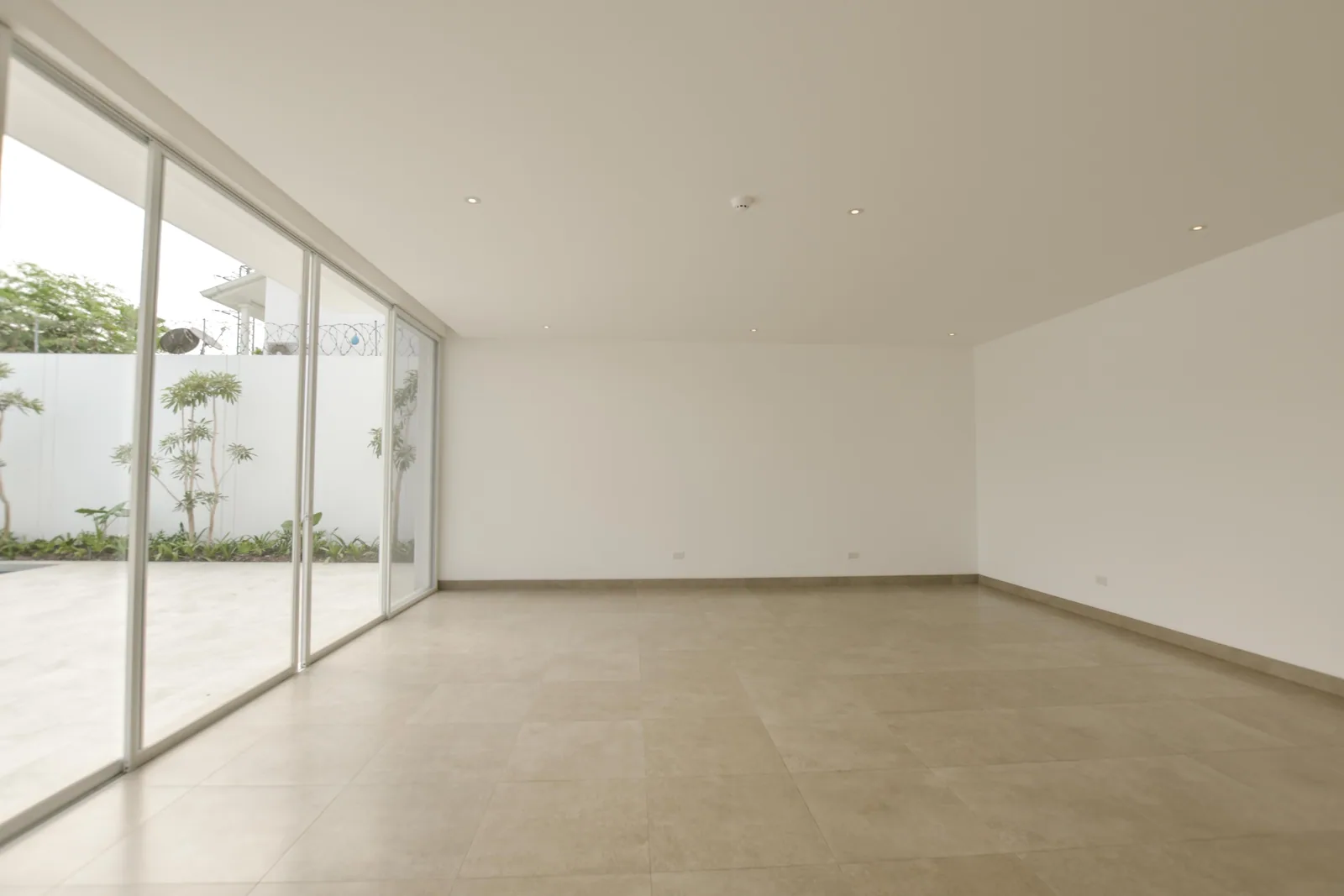 Departamento en alquiler ubicado en Urb. Riu - Vía Samborondón Km 5 – Foto 4