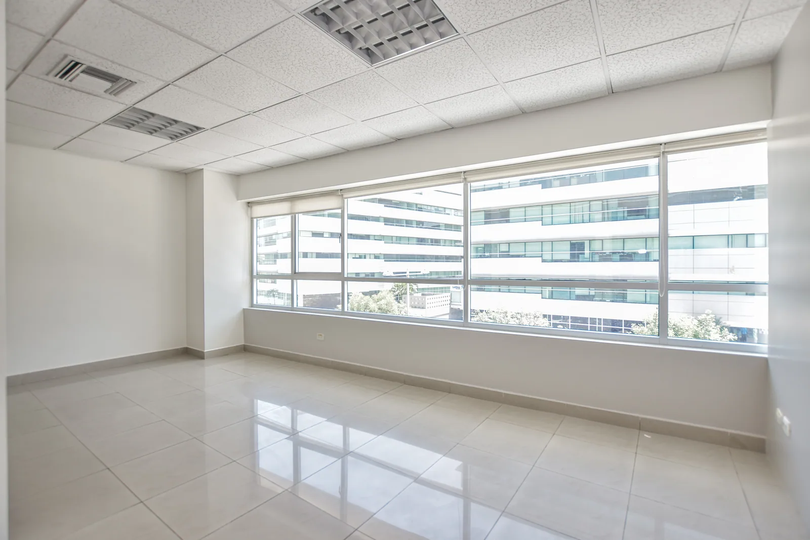 Oficina en venta ubicada en el Parque Empresarial Colón – Foto 4