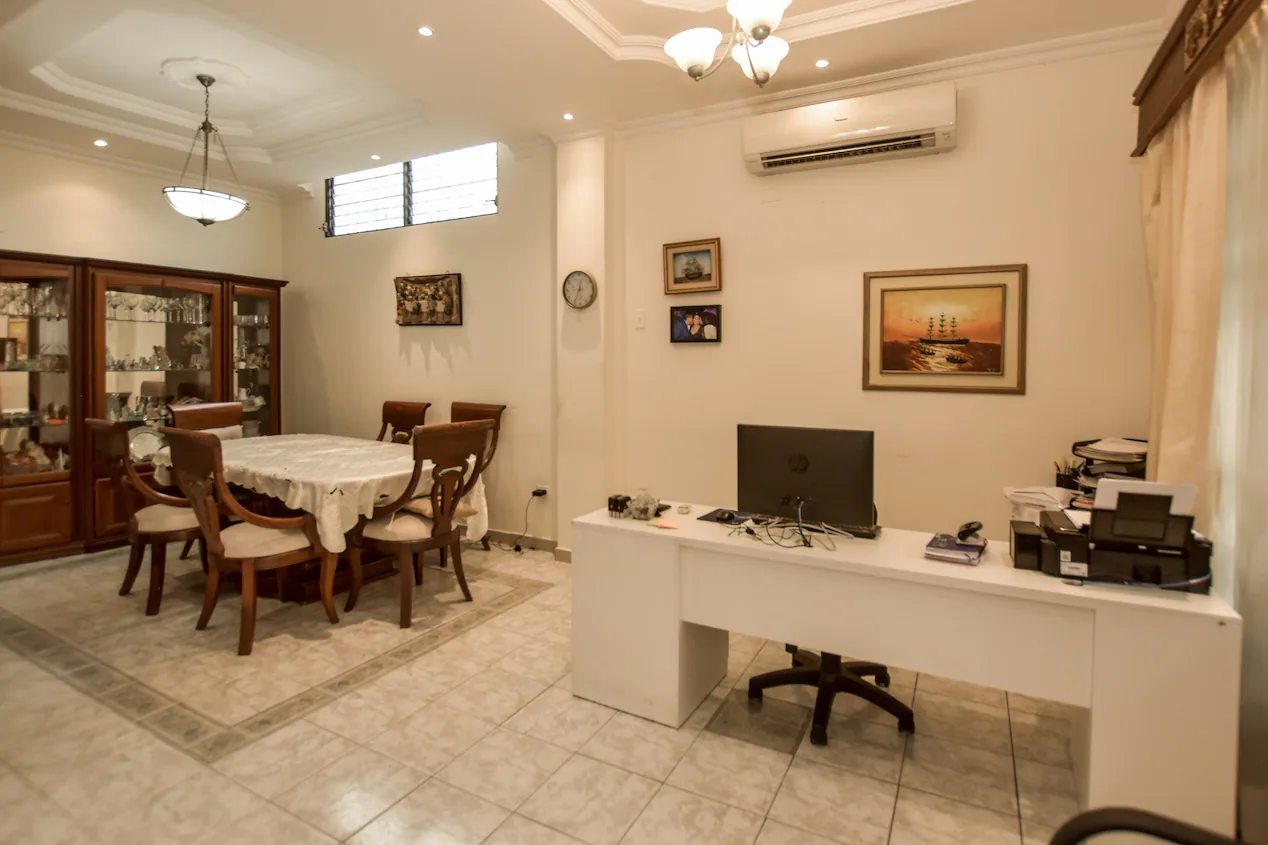 Casa de 2 plantas en venta ubicada en la Alborada – Foto 4