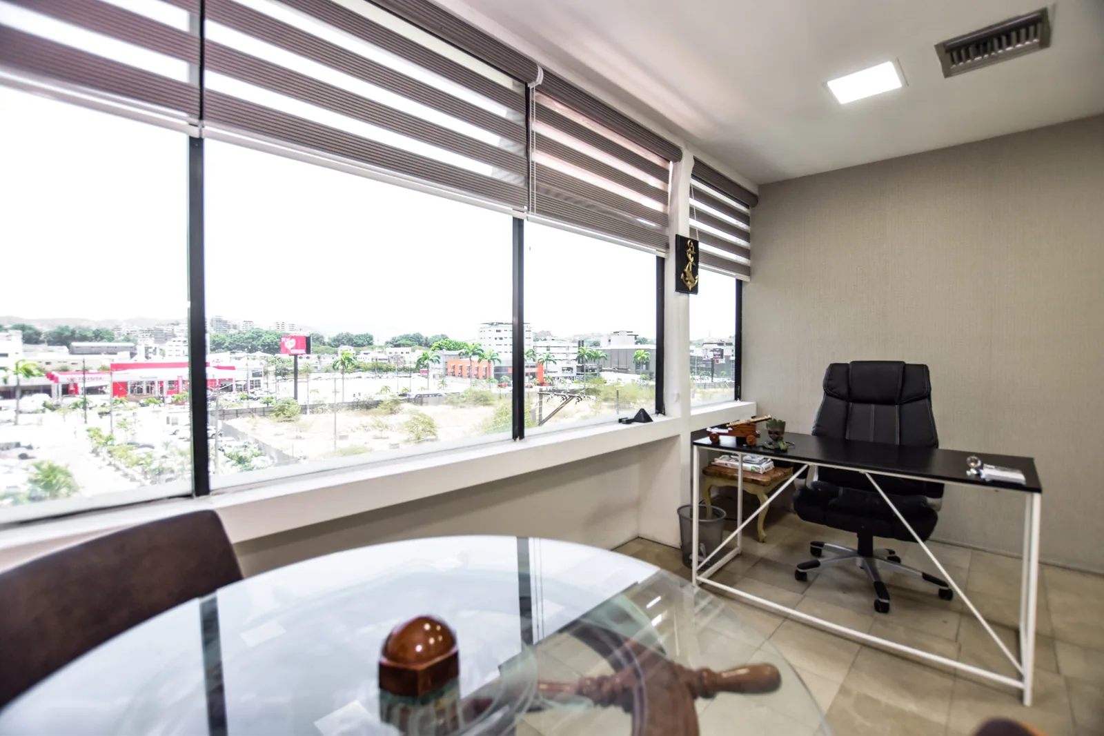 Oficina en alquiler ubicada en Kennedy Norte – Foto 2
