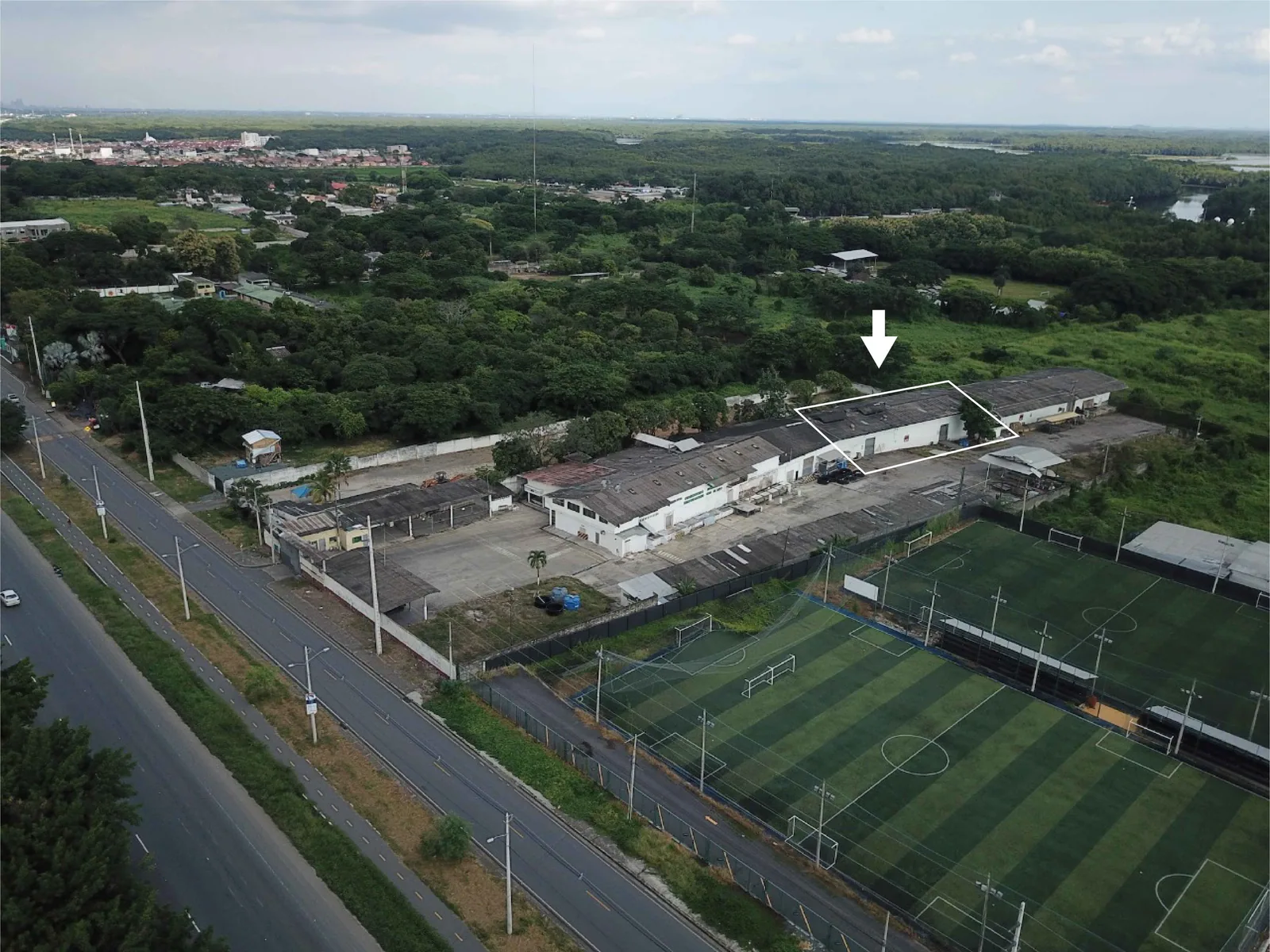 Bodega en alquiler de 800 m2 Vía a la Costa – Foto 3