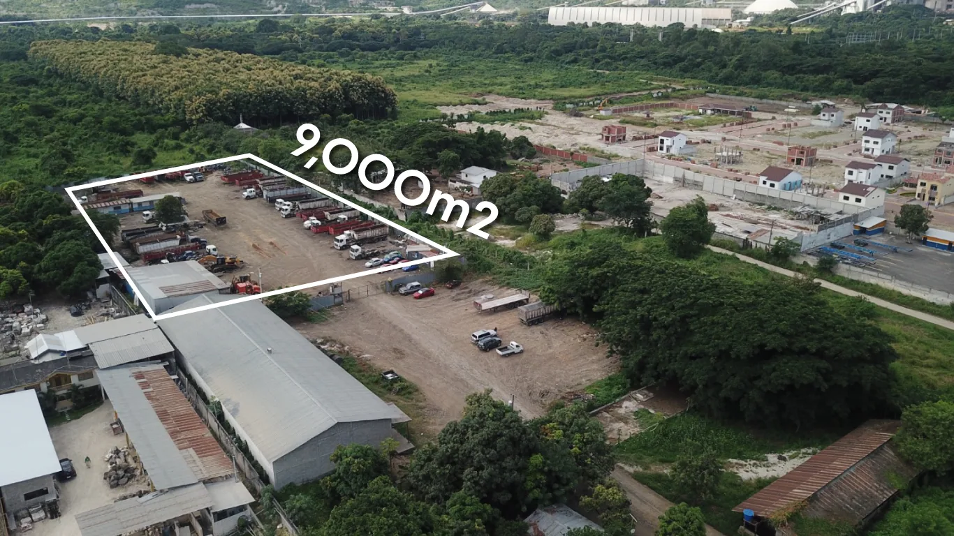 Alquiler de terreno 9000 m2 en Vía a la Costa