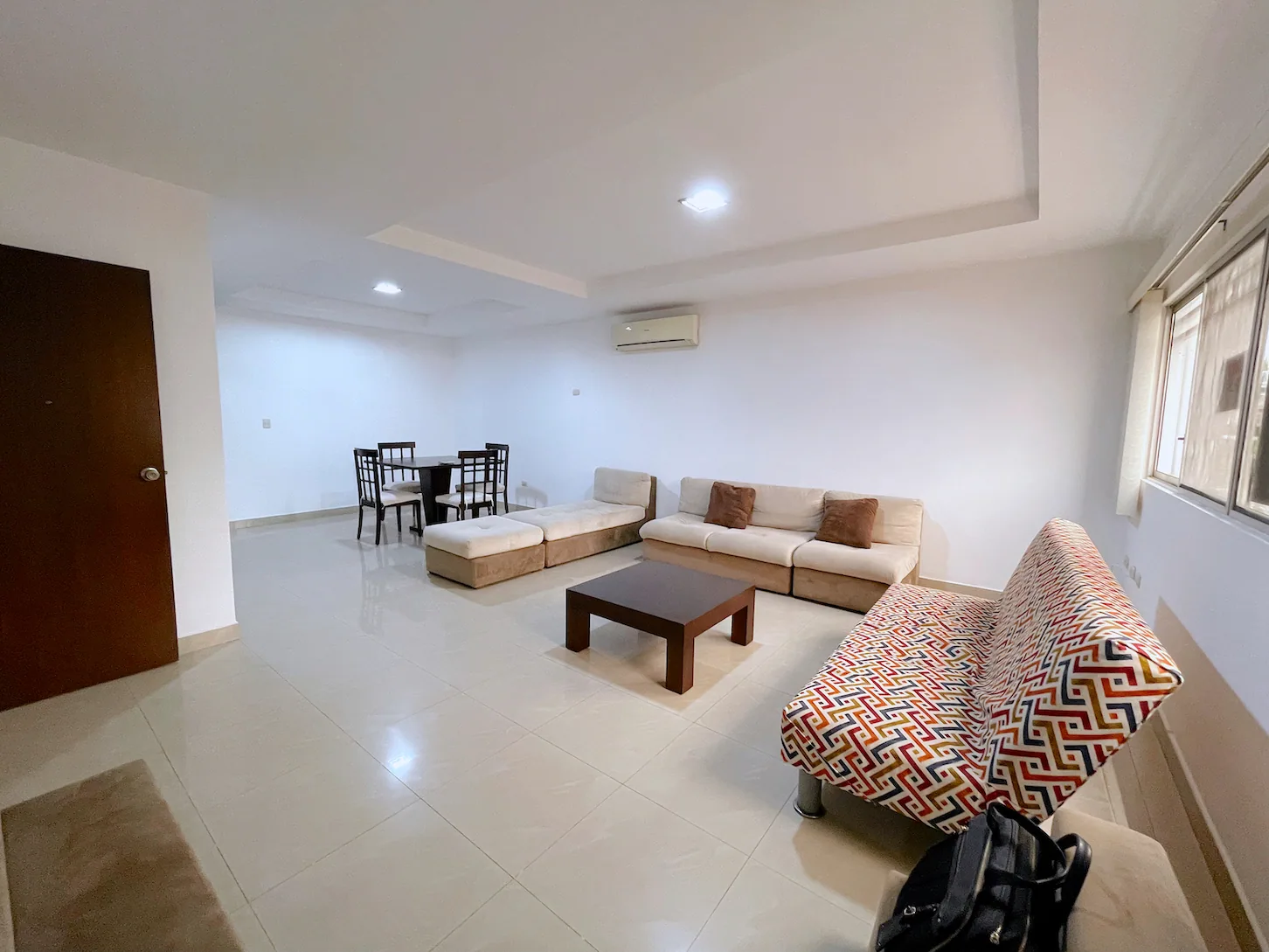 Departamento amoblado en alquiler ubicado en Kennedy Norte – Foto 1
