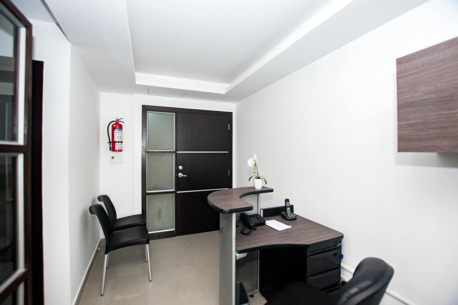 Oficina amoblada de 35m2 en Parque Empresarial Colón - Norte Guayaquil – Foto 5