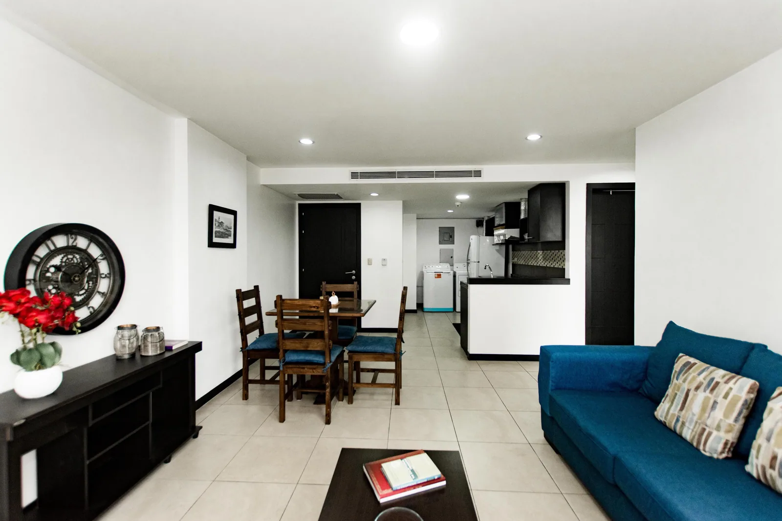 Departamento amoblado en alquiler - Ed. Torres Bellini II, Puerto Santa Ana  – Foto 2