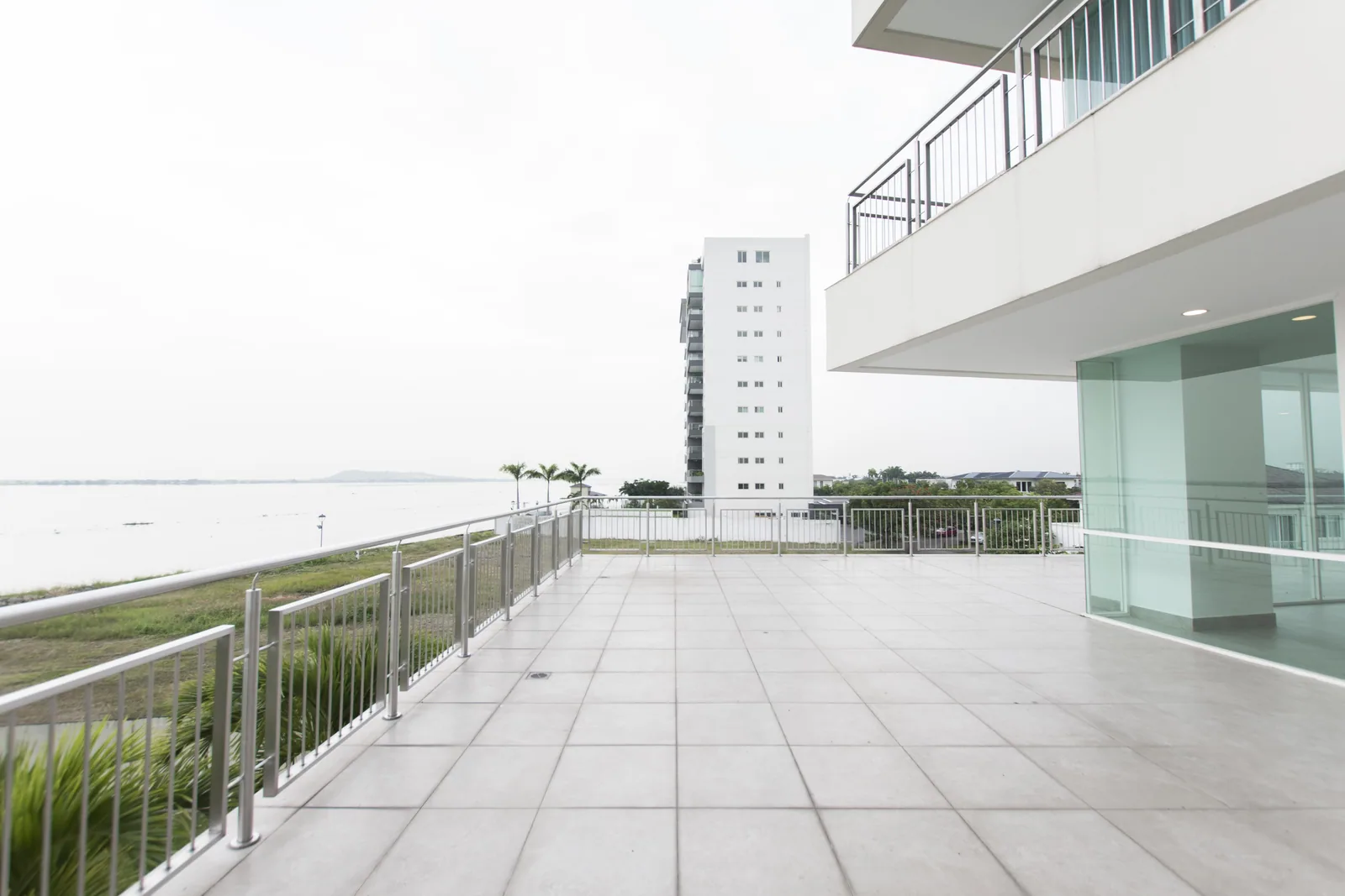 Departamento con vista al rio en venta ubicado en Blue Bay 1 – Foto 1