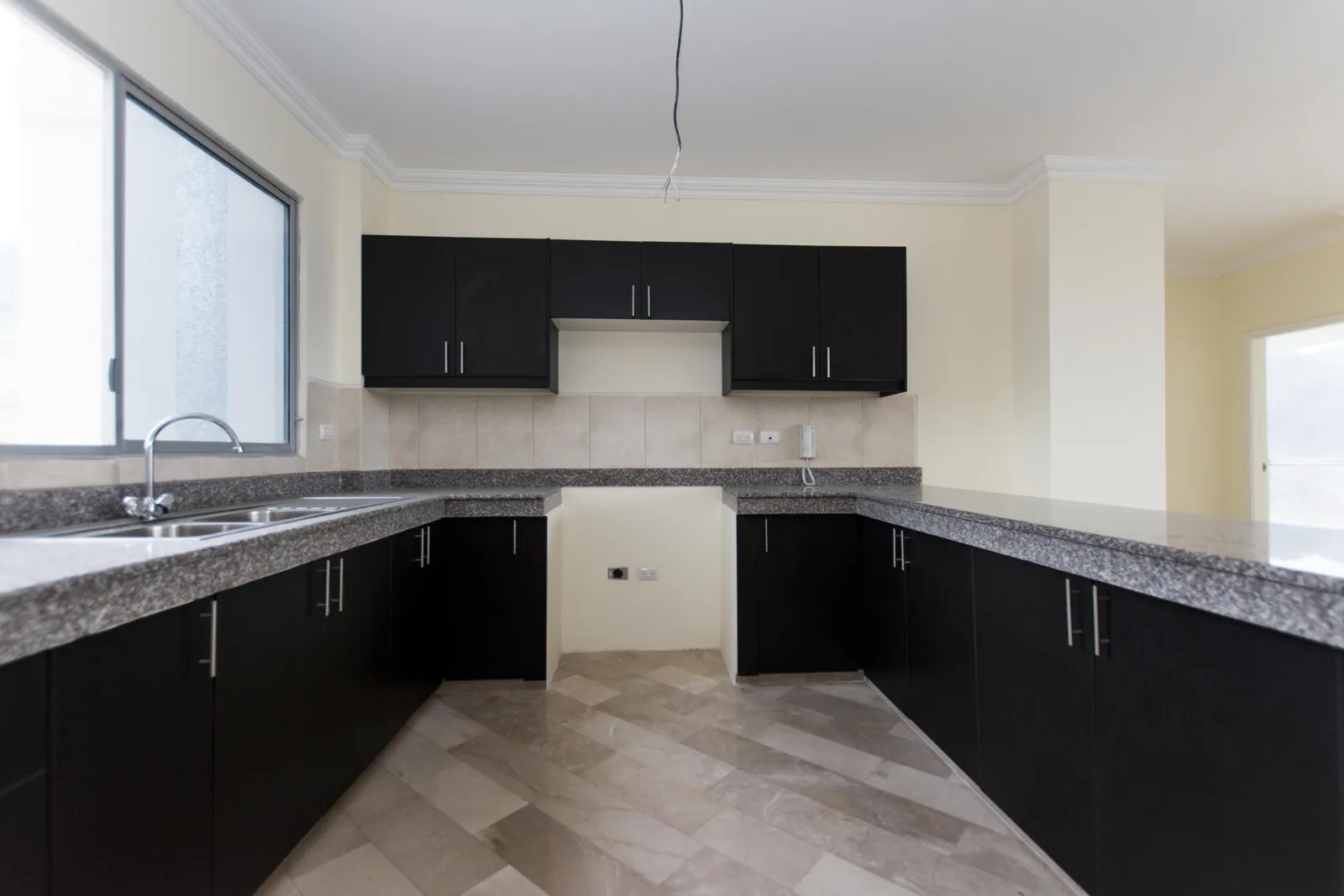 Departamento en venta en edificio Altos del Sol en Urbanización Portal al Sol – Foto 5