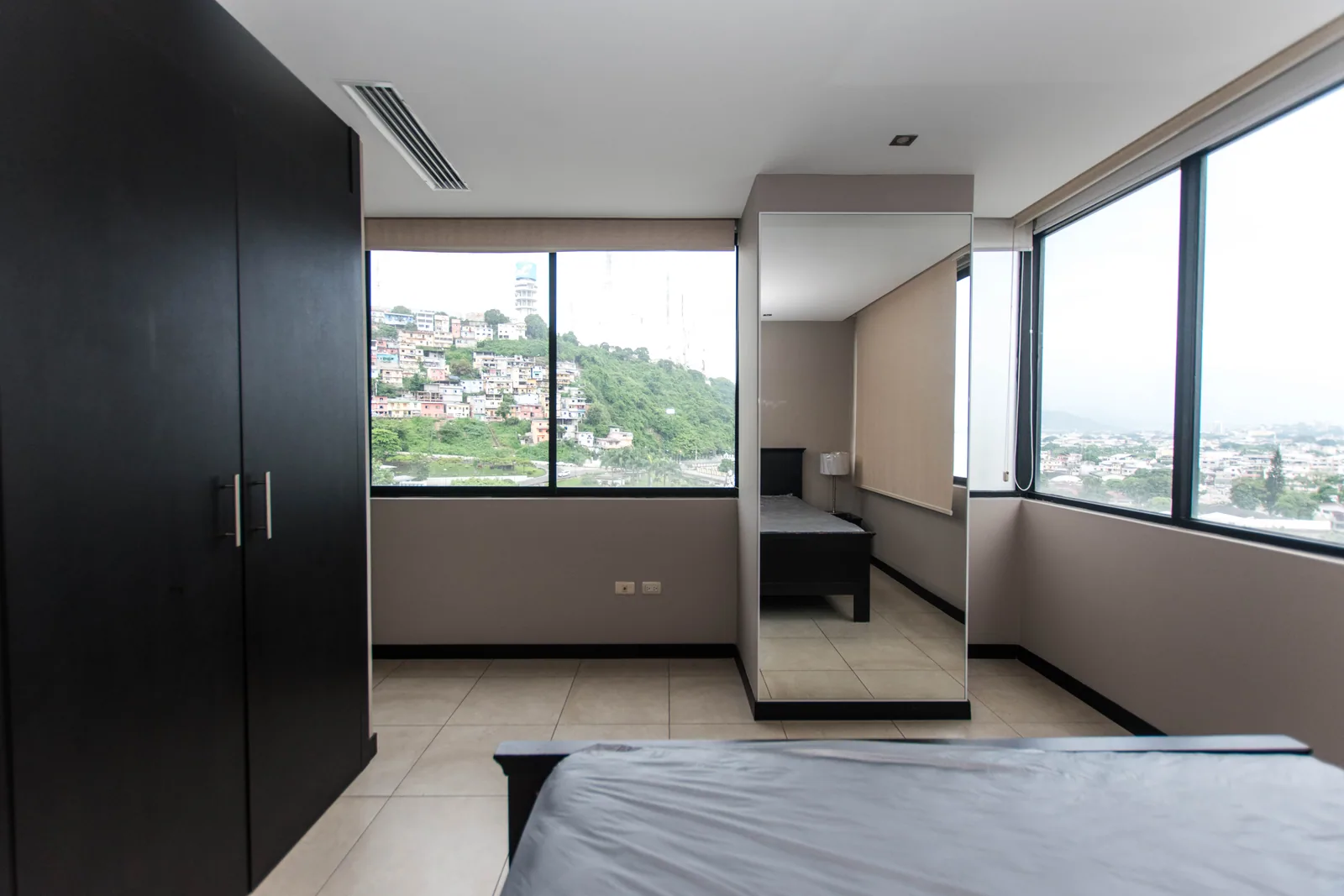 Departamento en alquiler ubicado en Torres Bellini II, Puerto Santa Ana – Foto 4