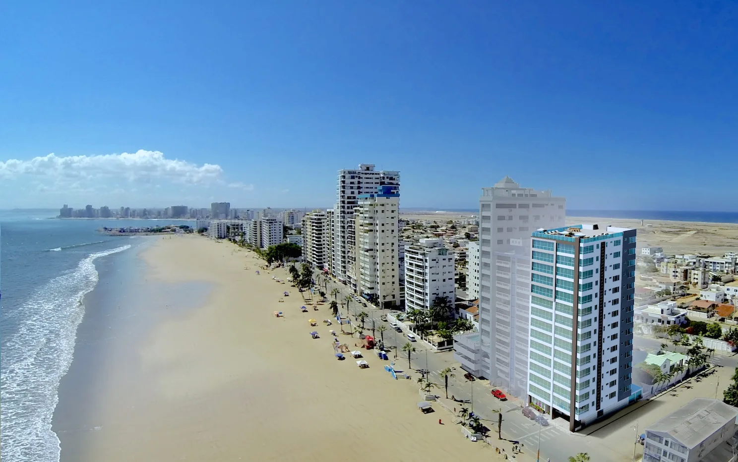 Bay View Apartments. En la playa de Chipipe Salinas