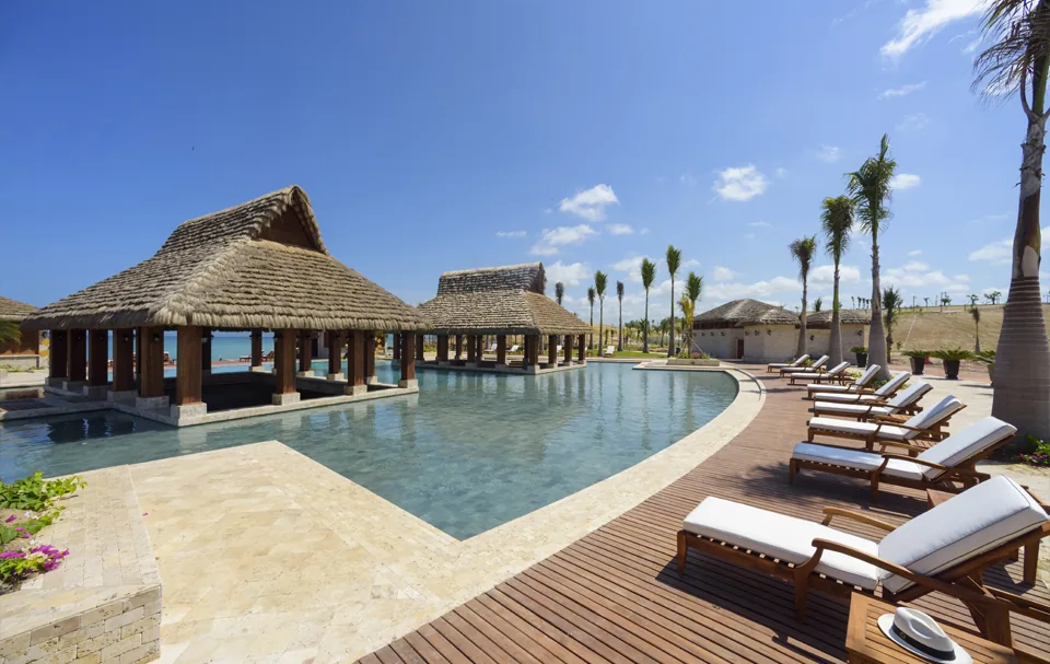 Casa del Sol Ayangue Ecuador terrenos frente mar